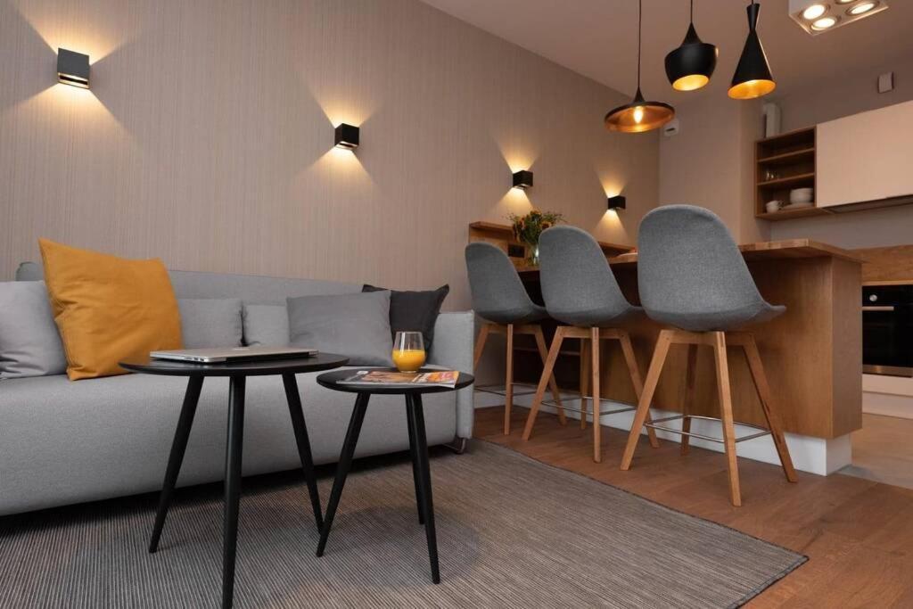 Stylish Apartment Luminis In Krakow'S Kazimierz Luaran gambar